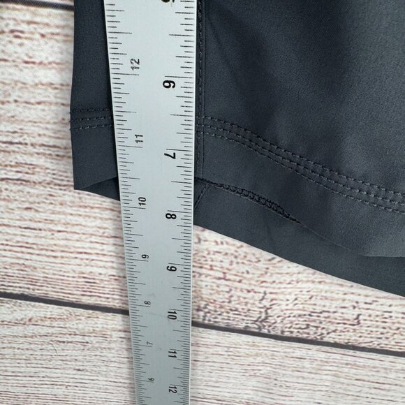 Vuori Kore Lined Shorts Men's Size 30 Gray Drawstring Embroidered Logo - Picture 8 of 9